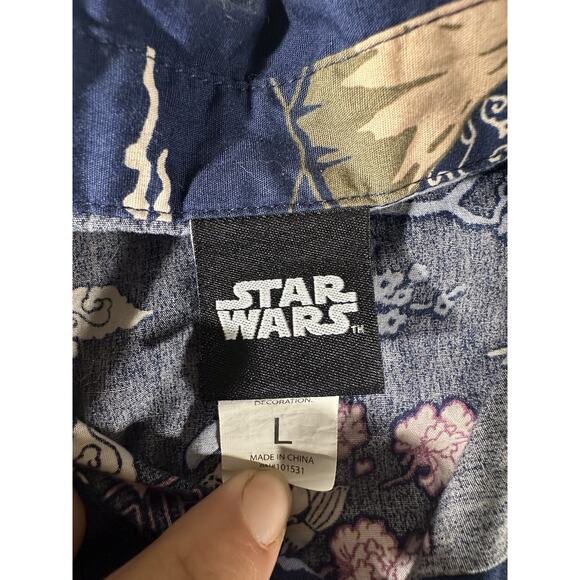 Star Wars Samurai Storm Trooper Woven Button-Up Size Large - Picture 3 of 6